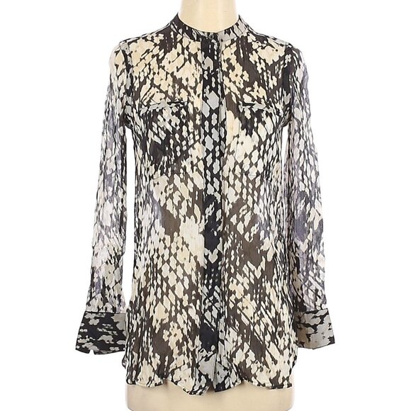 Vince Silk Basketweave Printed Button Down Shirt - Picture 15 of 15